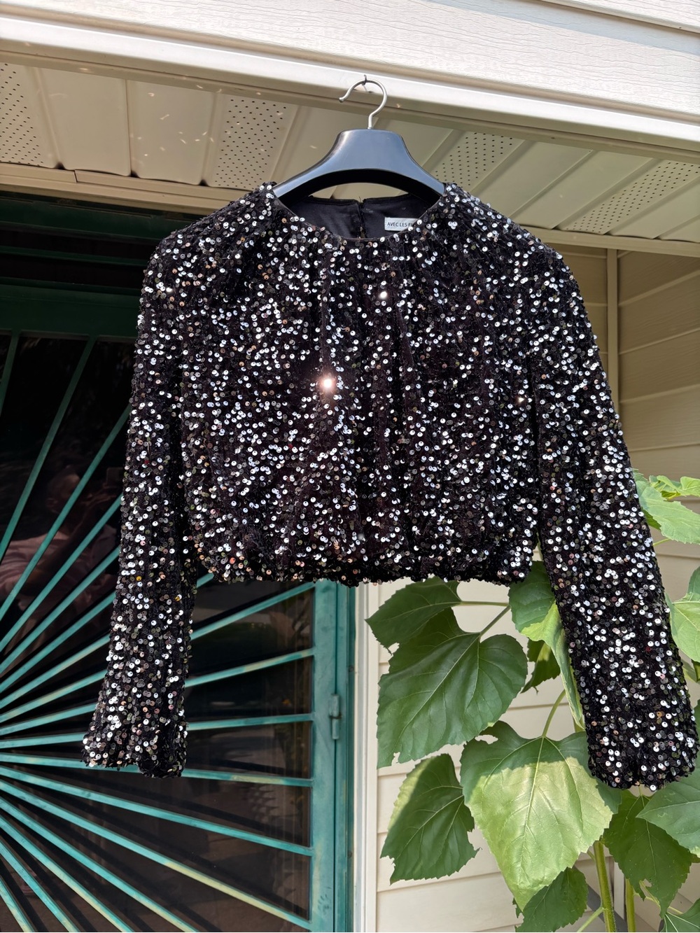 Avec Les Filles Elegant Black Sequined Crop Blouse
